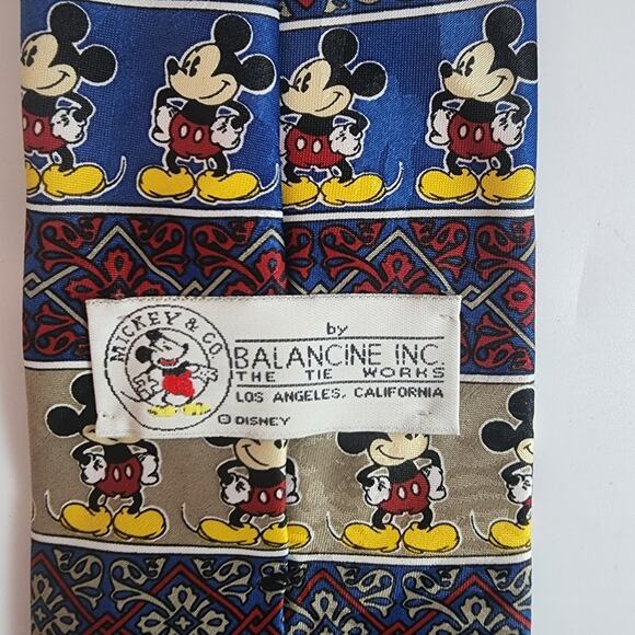 🌻3 for $18 Vintage Disney Mickey Mouse Striped Tie - Picture 3 of 3